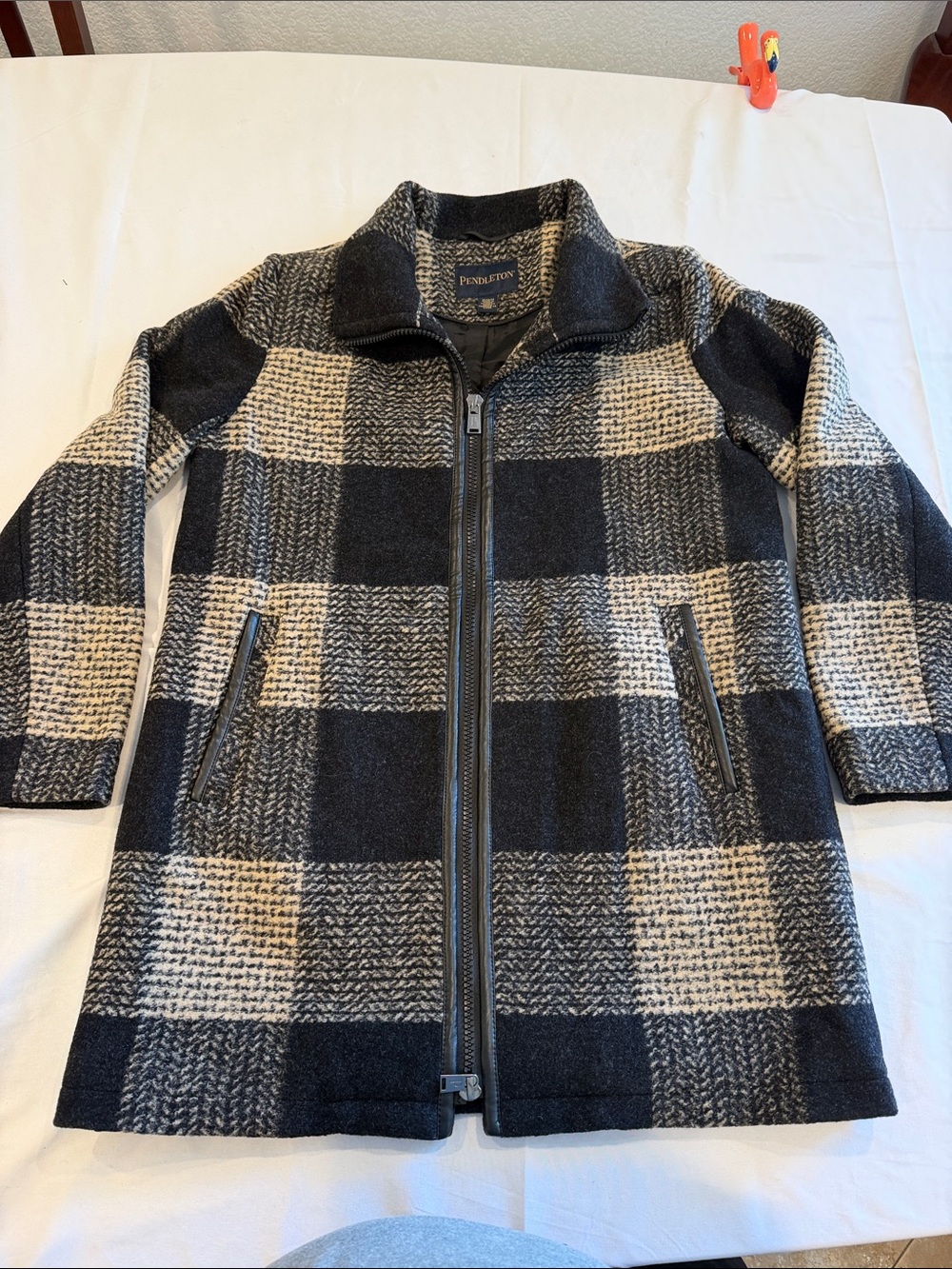 Pendleton Walker Plaid wool blend Coat NWOT SZ M